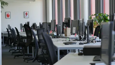 Apakah Kantor Cabang Wajib Melaporkan SPT Tahunan?