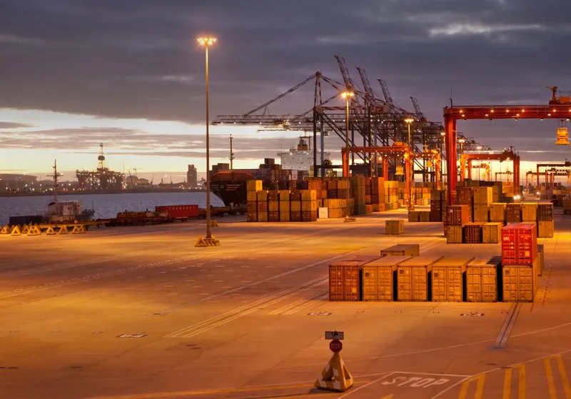 Pemahaman INCOTERMS 2000 dan Kaitannya Dengan Pengertian Penyerahan Di Luar Daerah Pabean