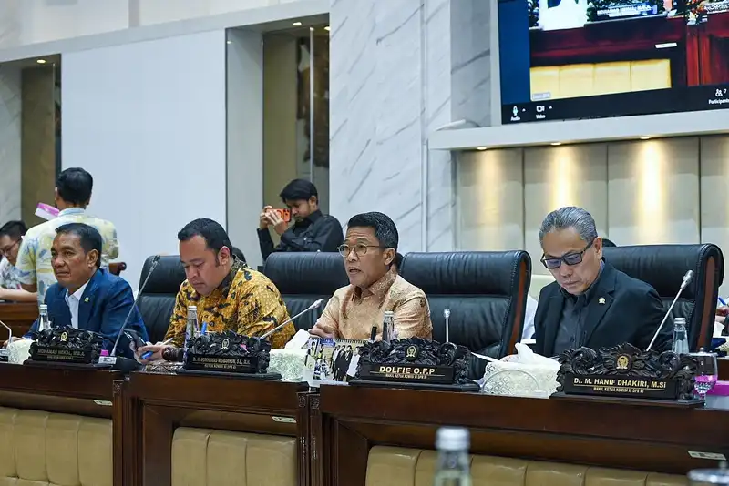gamabr-pemerintah-dan-dpr-bahas-pengetatan-kebijakan-restitusi-pajak