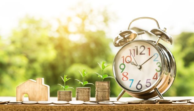 Money Finance Mortgage Loan  - nattanan23 / Pixabay